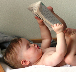 baby_reading_book.